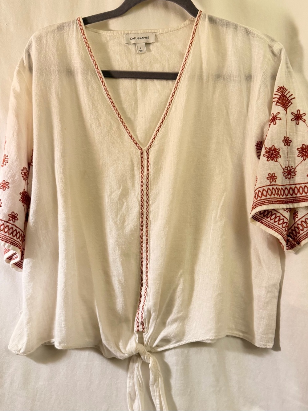 Calligraphie cream shirt top from Anthropologie size L relaxed silhouette